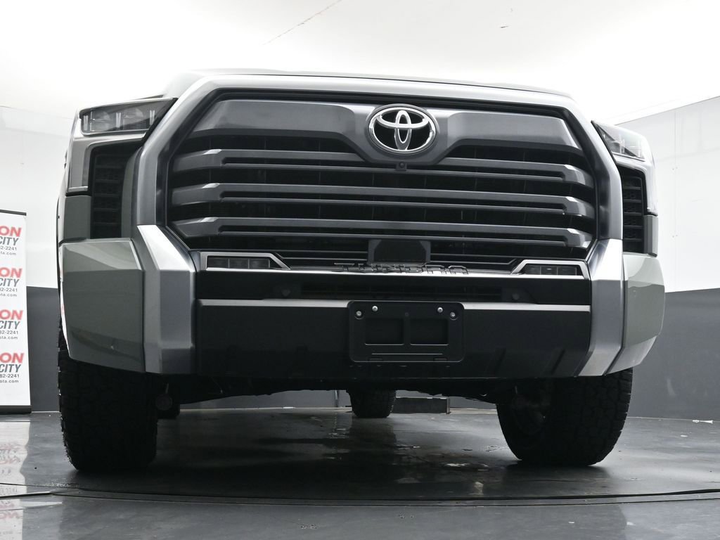 Used 2025 Toyota Tundra Limited image 37