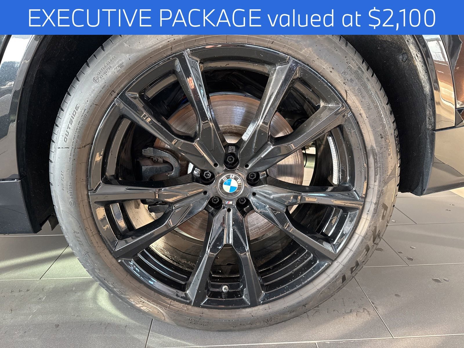 Certified 2025 BMW X7 M60i image 4