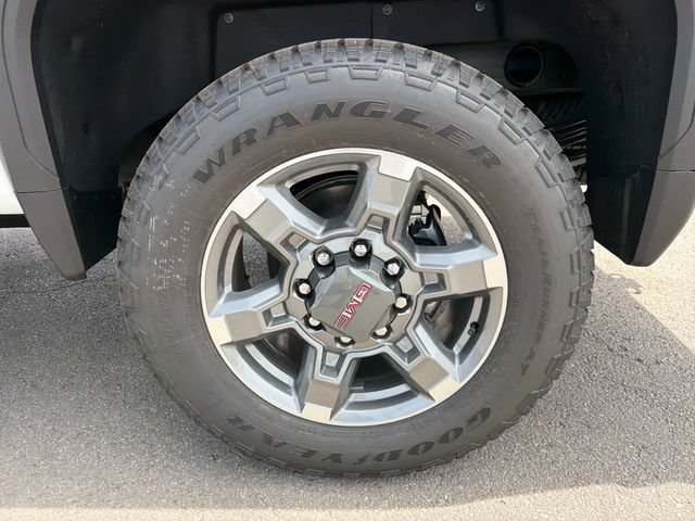 New 2026 GMC Sierra 2500 SLT w/ SLT Premium Package AWD/4WD image 24