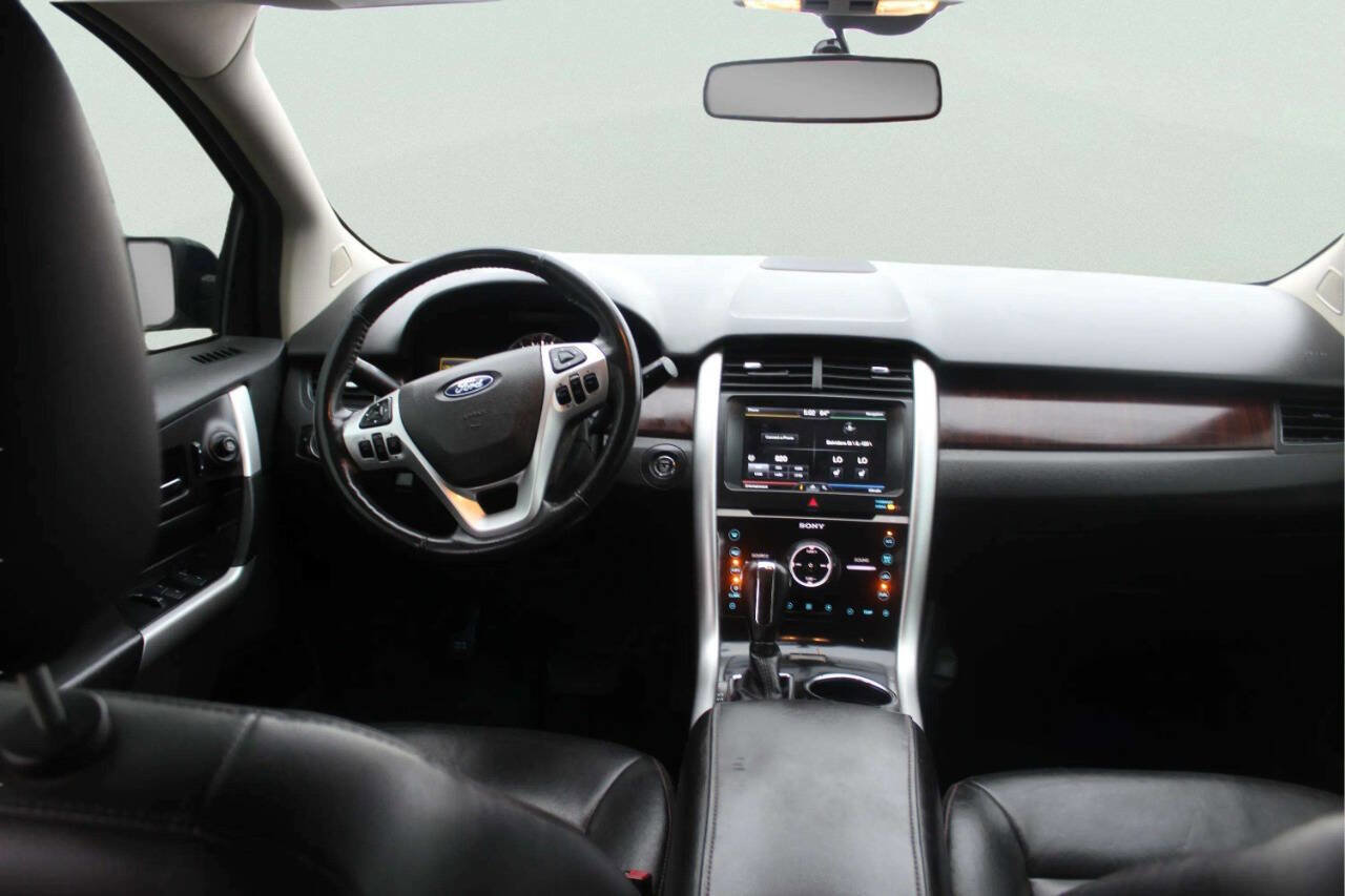 Used 2012 Ford Edge Limited AWD/4WD image 8