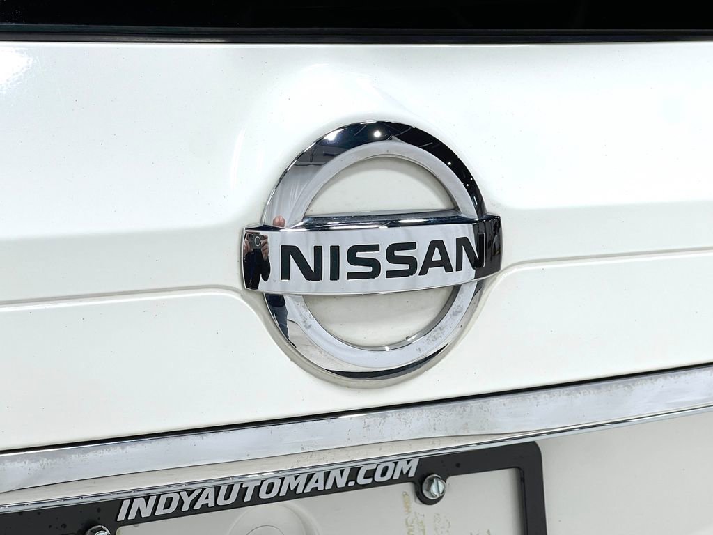 Used 2017 Nissan Rogue SV image 37