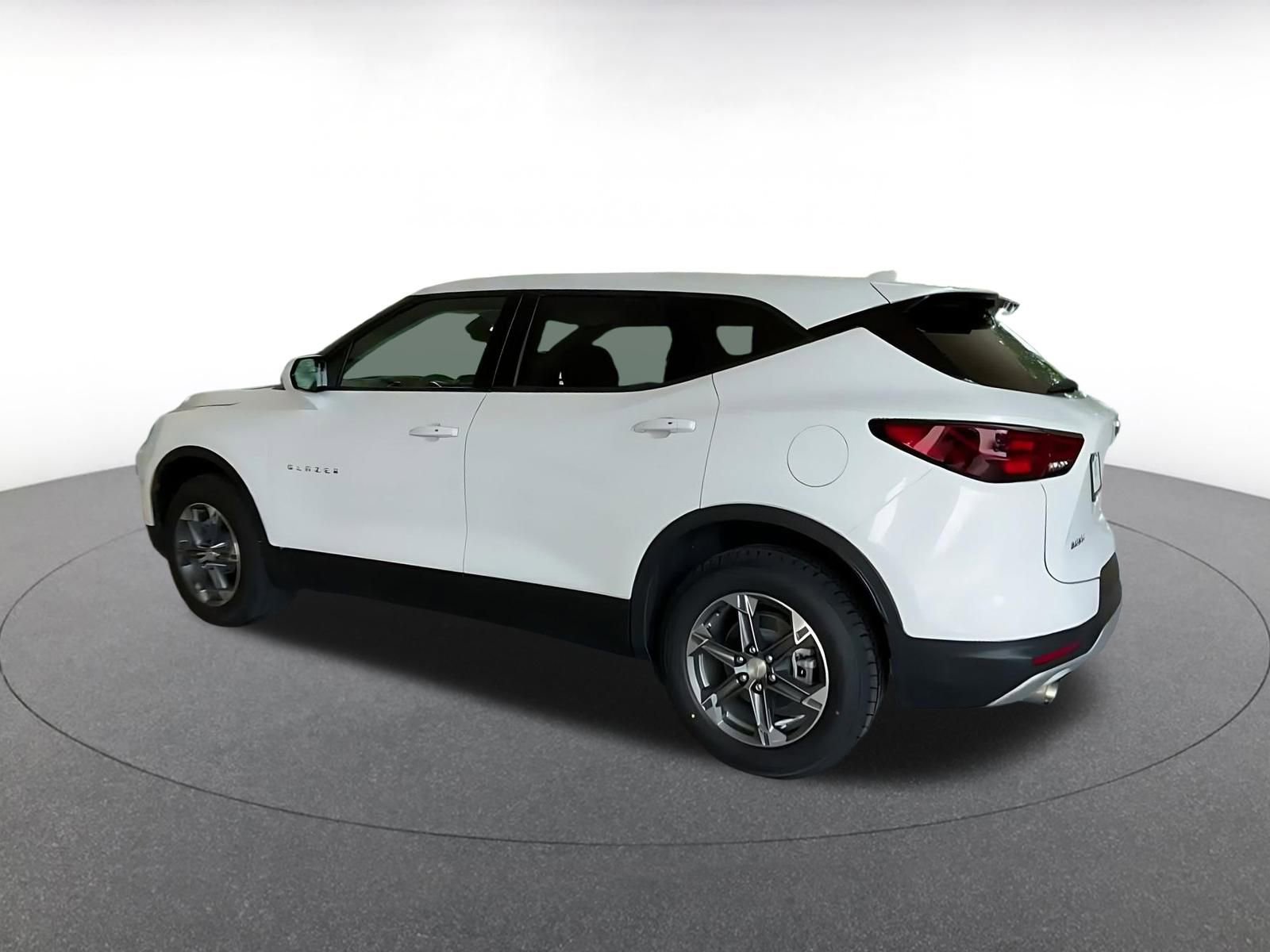 Used 2025 Chevrolet Blazer LT image 10