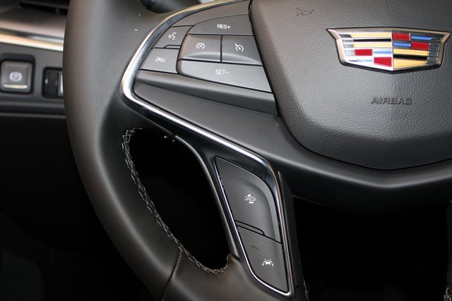 New 2025 Cadillac XT5 Luxury image 20