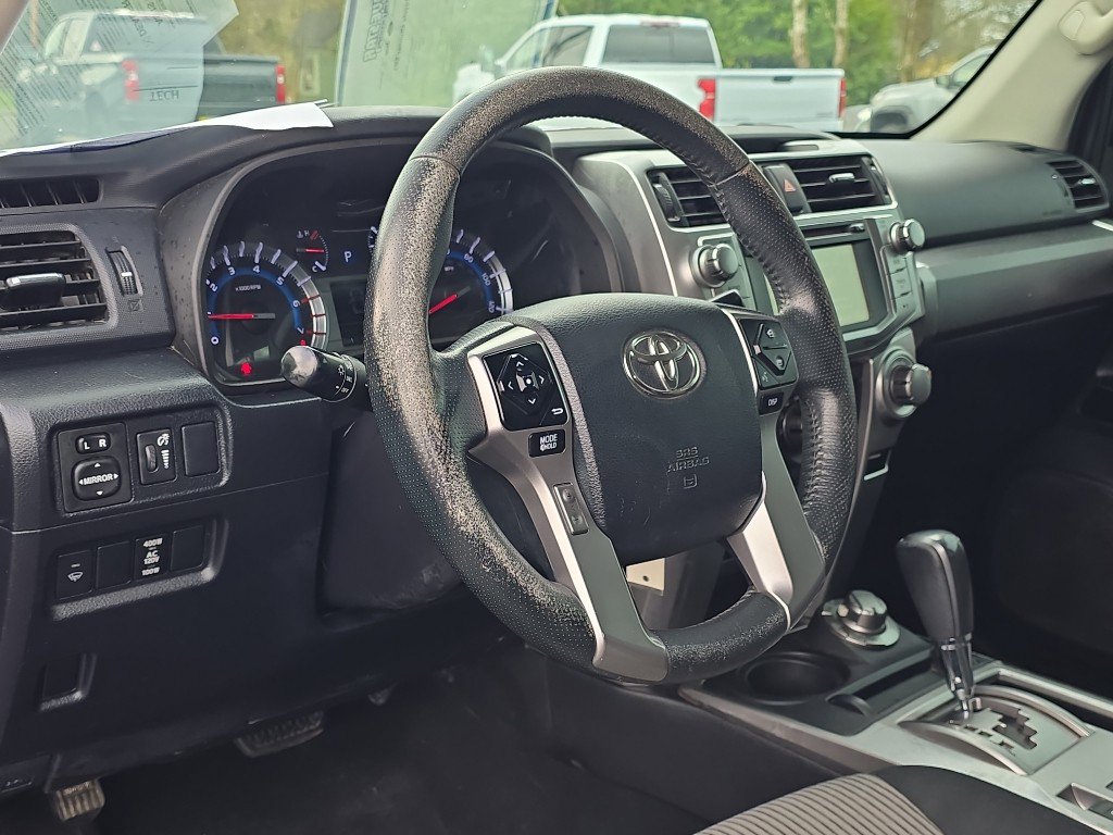 Used 2016 Toyota 4Runner SR5 image 13