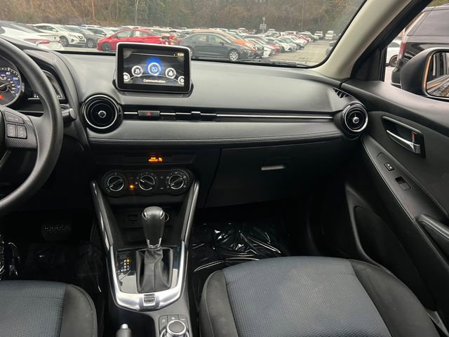 Used 2017 Toyota Yaris iA image 13