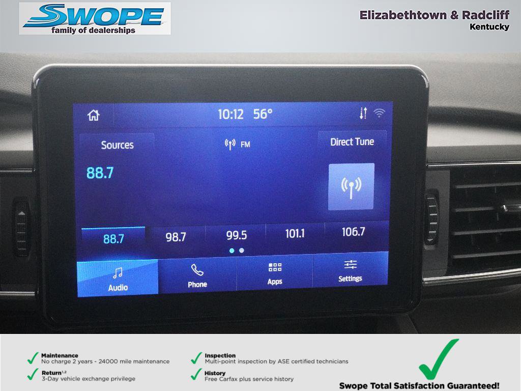 Used 2024 Ford Explorer XLT w/ Equipment Group 202A AWD/4WD image 28