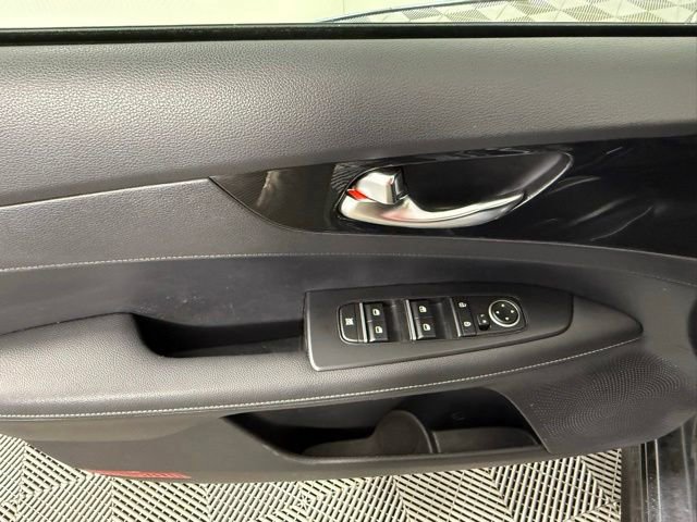 Used 2024 Kia Forte GT-Line FWD image 16