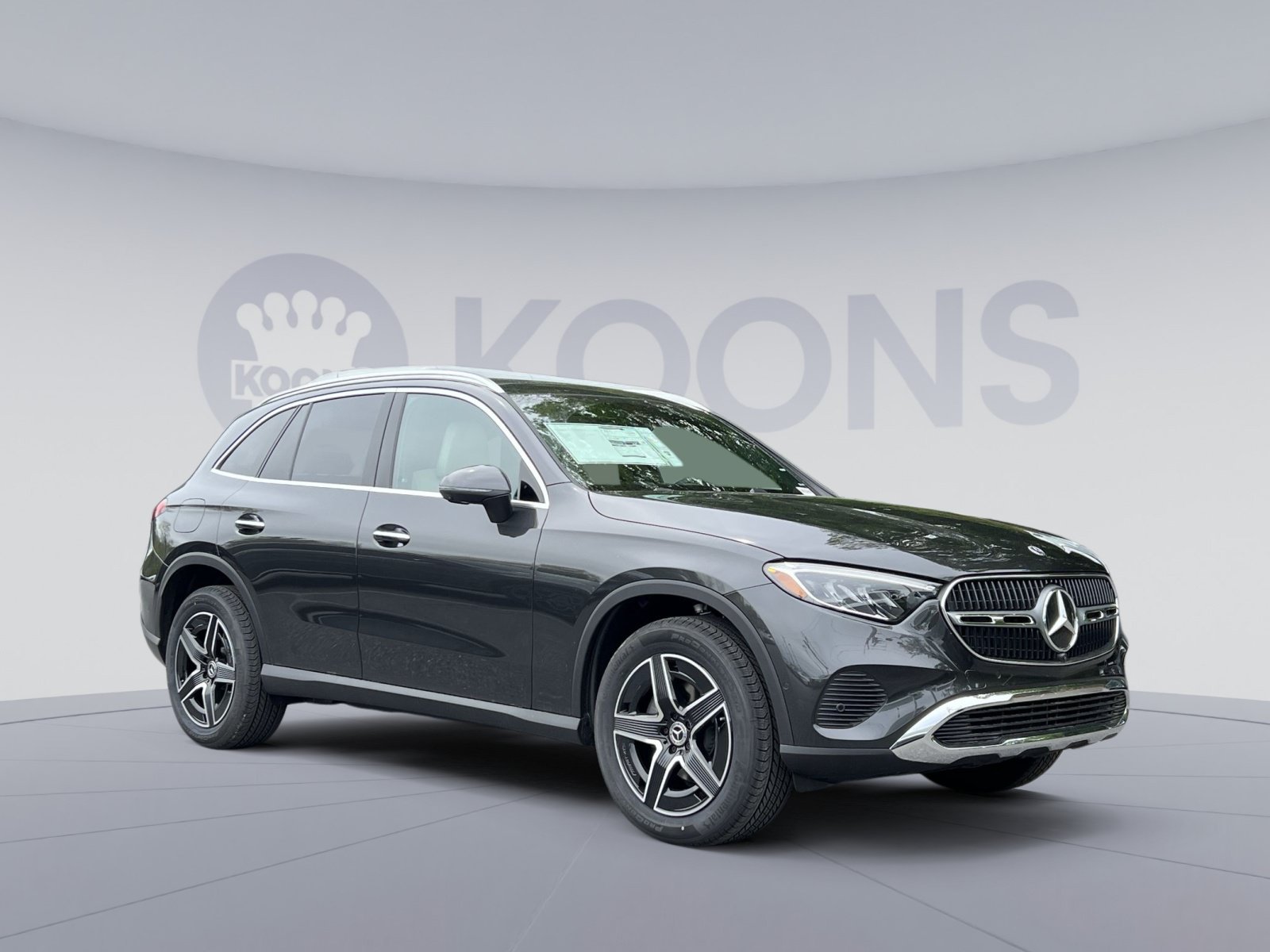 New 2026 Mercedes-Benz GLC 300 4MATIC image 2