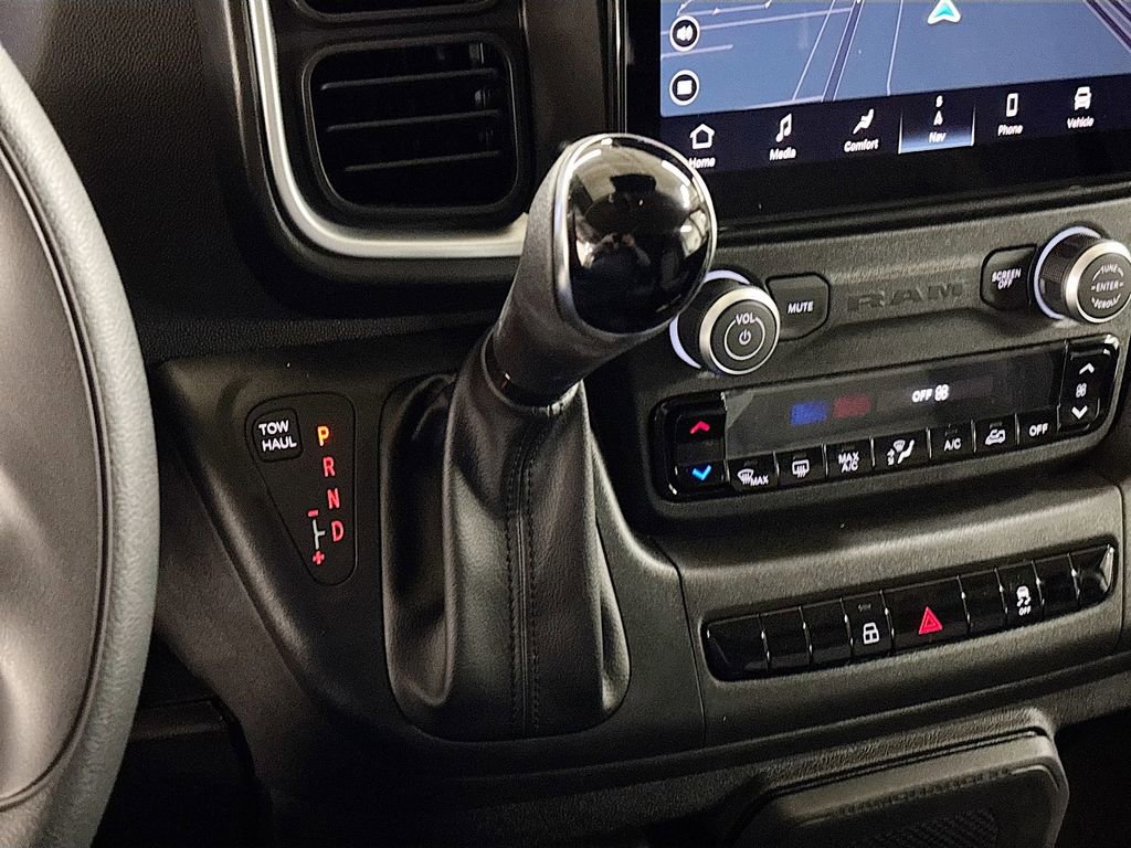 New 2026 RAM ProMaster 2500 w/ Quick Order Package 22G SLT image 18