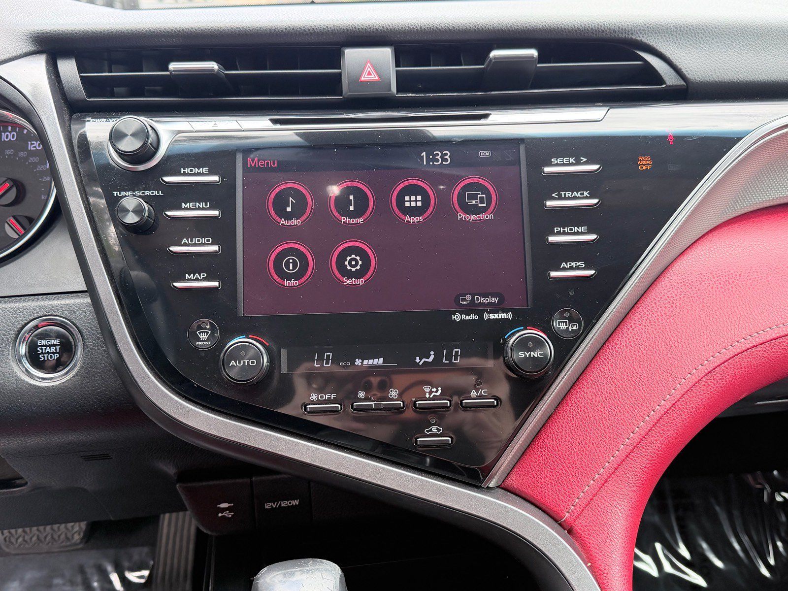 Used 2019 Toyota Camry XSE FWD image 15