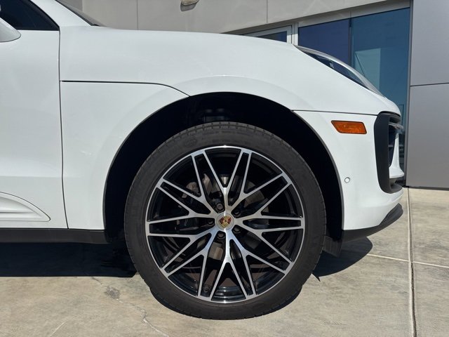 Used 2022 Porsche Macan image 9