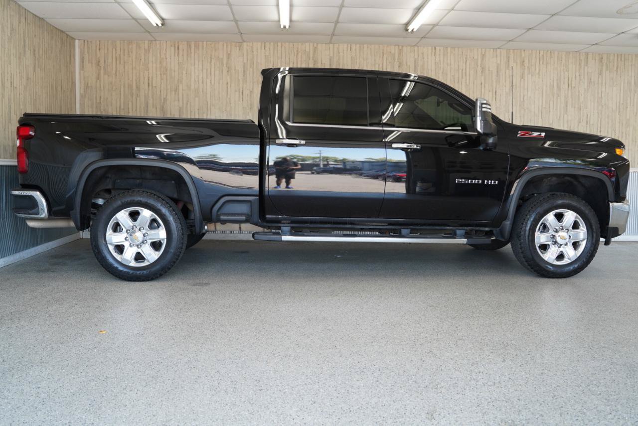 Used 2023 Chevrolet Silverado 2500 LTZ w/ LTZ Plus Package AWD/4WD image 6