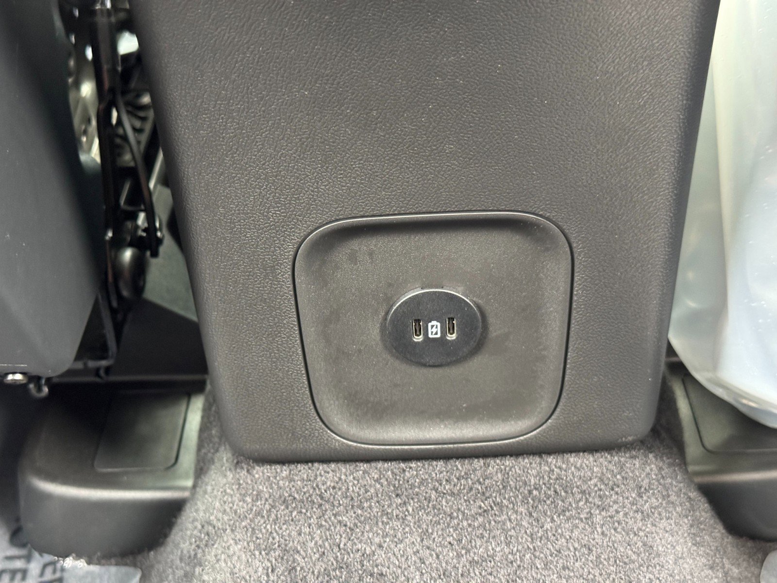 Used 2024 Ford Escape ST-Line Select image 30