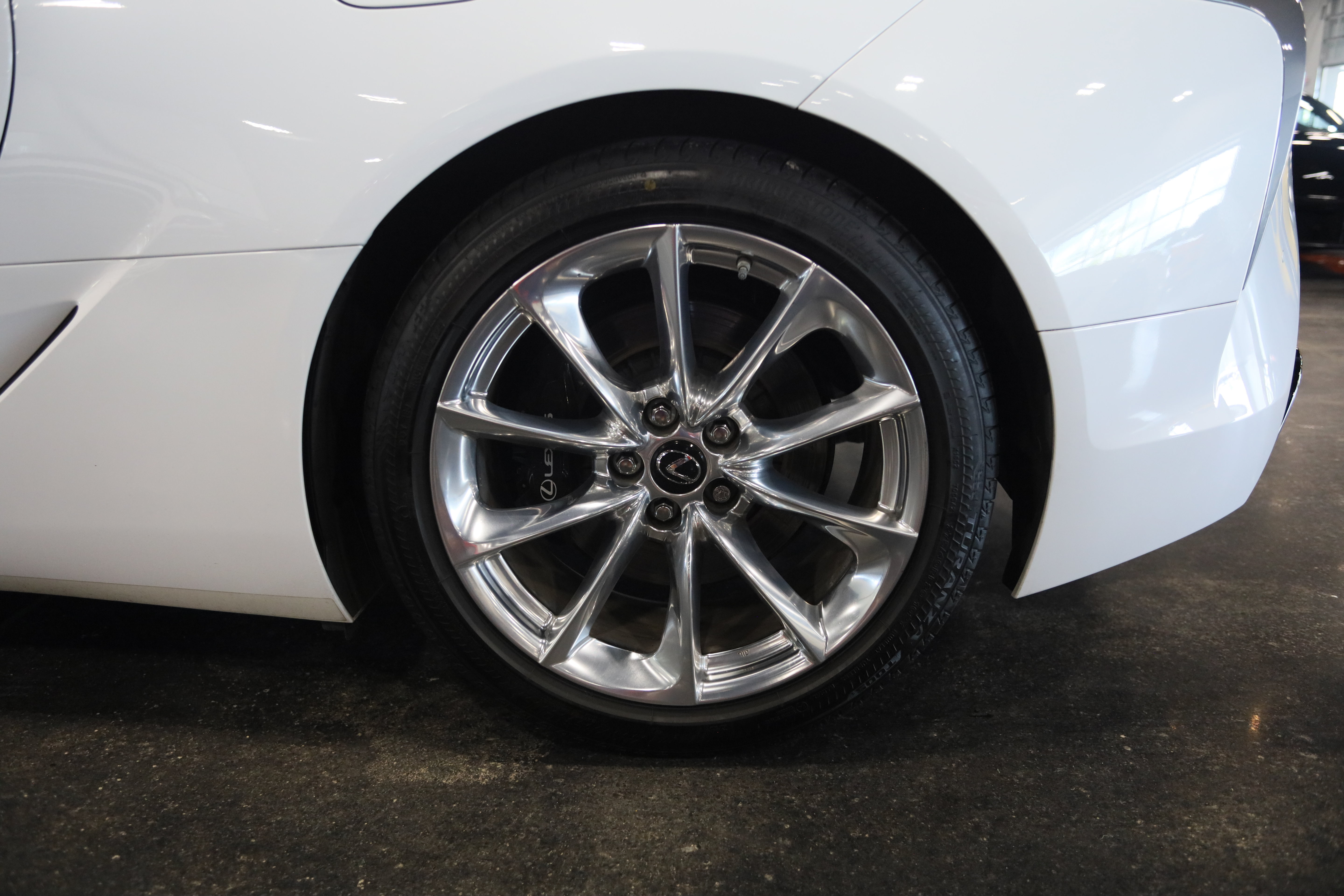 Used 2018 Lexus LC 500 Coupe w/ Touring Package RWD image 12