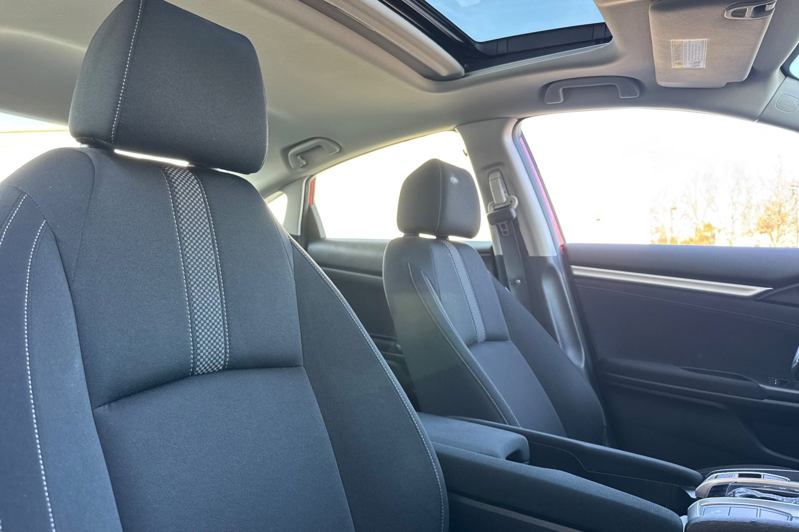 Used 2019 Honda Civic EX image 30