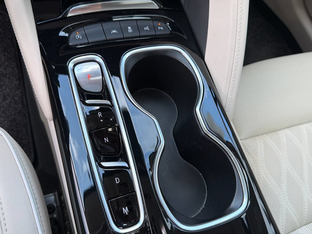 Used 2023 Buick Envision Avenir FWD image 25