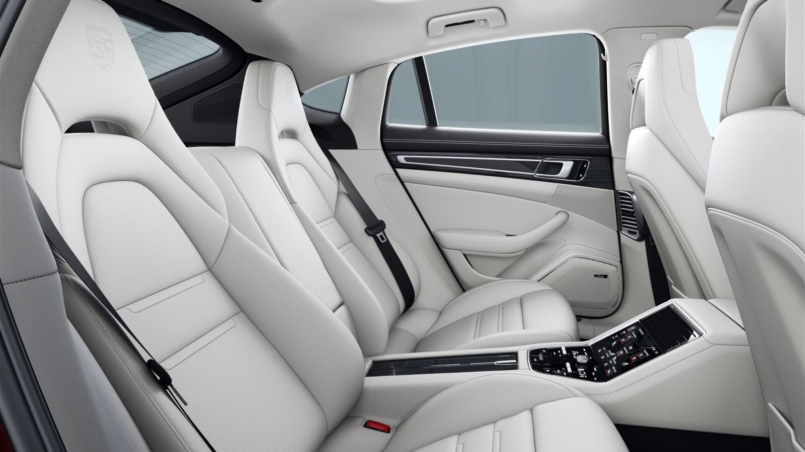 Certified 2023 Porsche Panamera 4 Platinum Edition AWD/4WD image 4