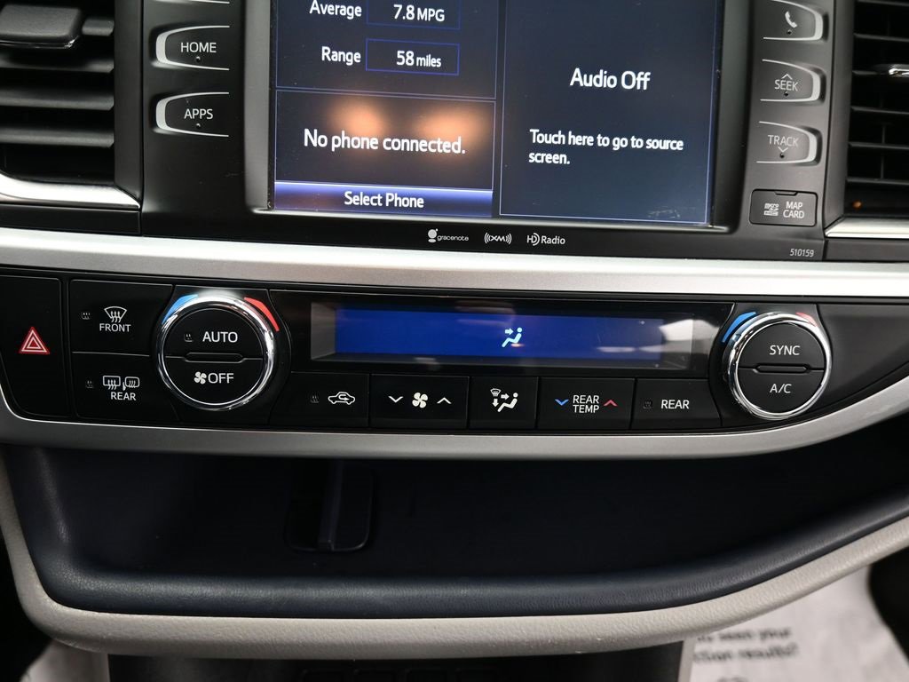 Used 2016 Toyota Highlander XLE image 25
