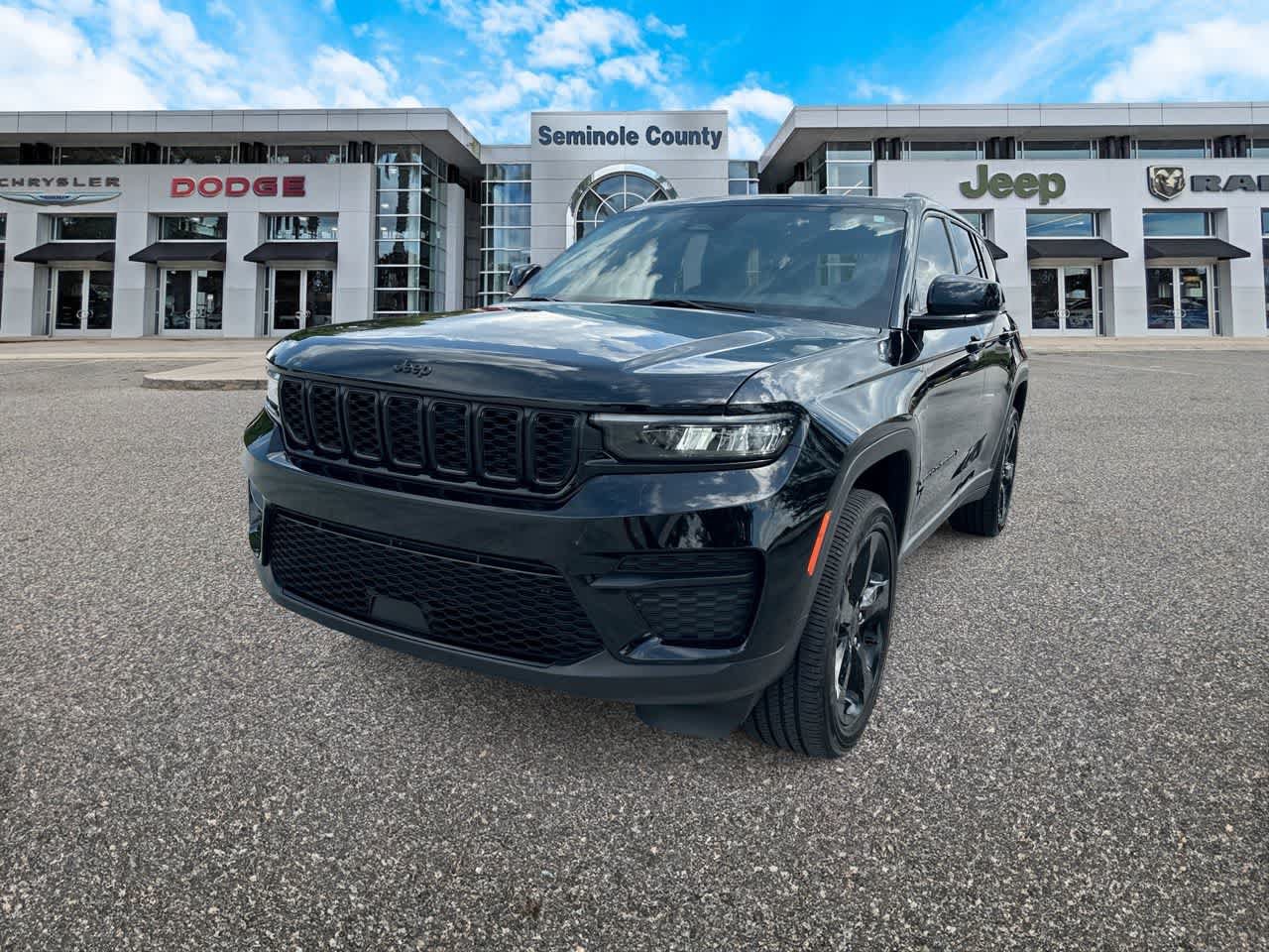 Certified 2025 Jeep Grand Cherokee Altitude