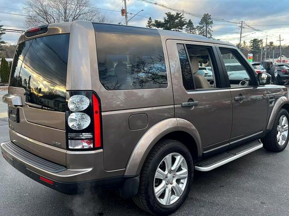 Used 2016 Land Rover LR4 HSE image 5