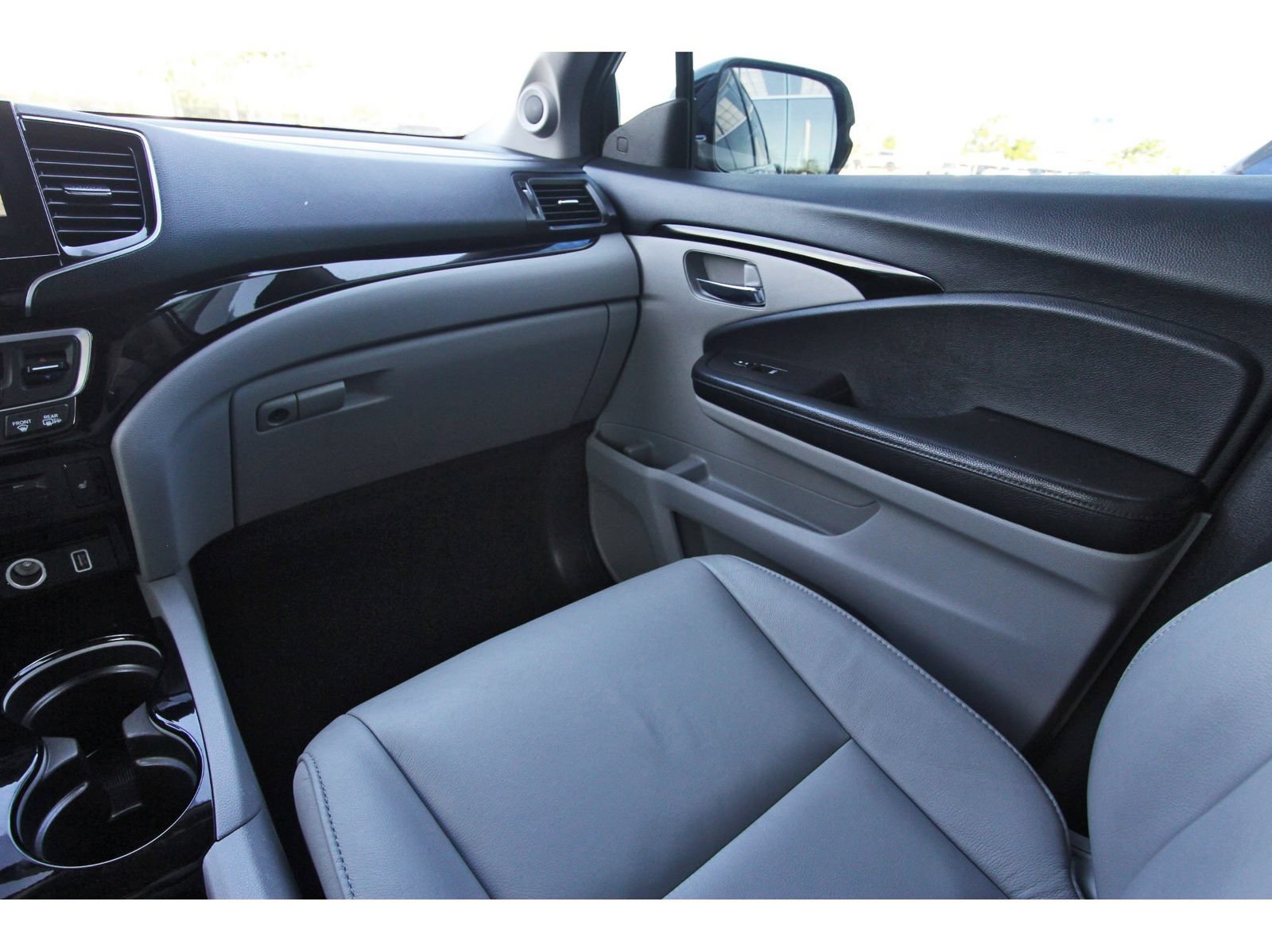 Used 2020 Honda Pilot Touring image 13