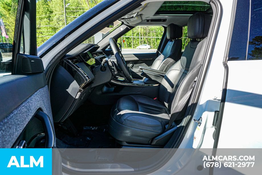 Used 2023 Land Rover Range Rover Sport SE AWD/4WD image 18