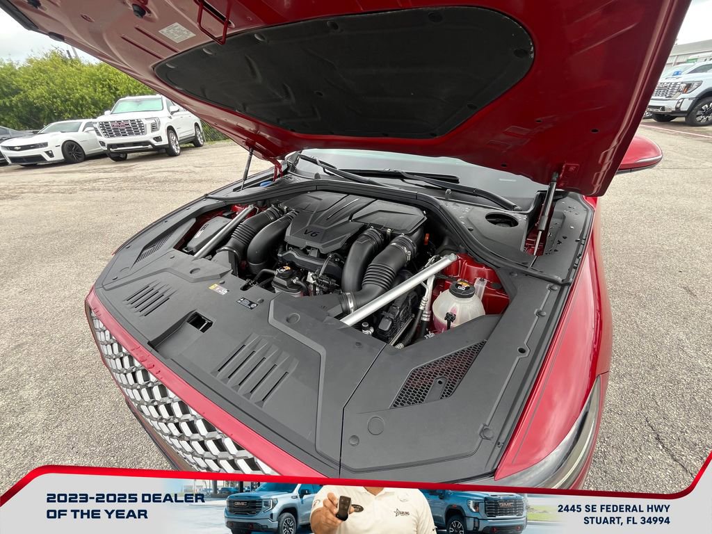 Used 2022 Genesis GV70 3.5T Sport w/ Sport Prestige Package AWD/4WD image 22