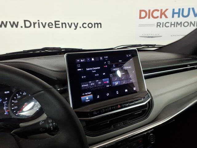 Used 2024 Jeep Compass Limited image 25