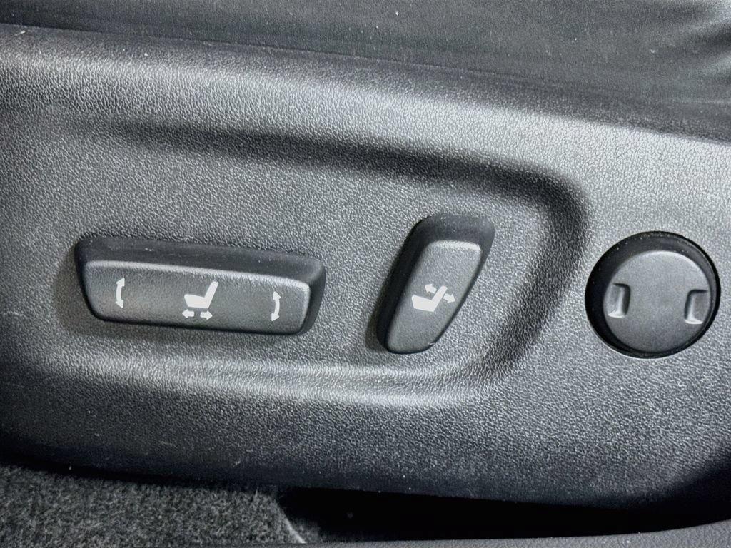 Used 2017 Lexus CT 200h FWD image 17