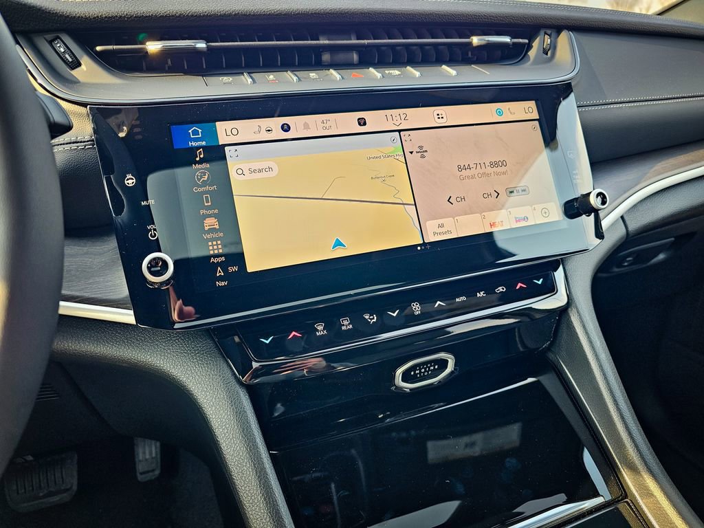 New 2026 Jeep Grand Cherokee Laredo image 21