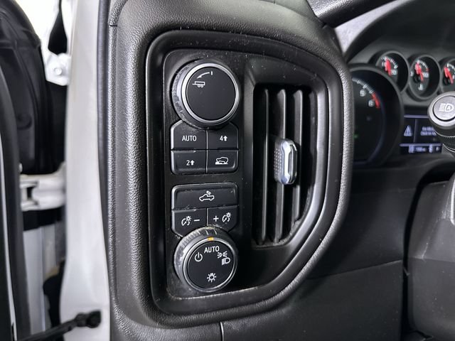 Used 2023 Chevrolet Silverado 1500 W/T w/ Trailering Package AWD/4WD image 18