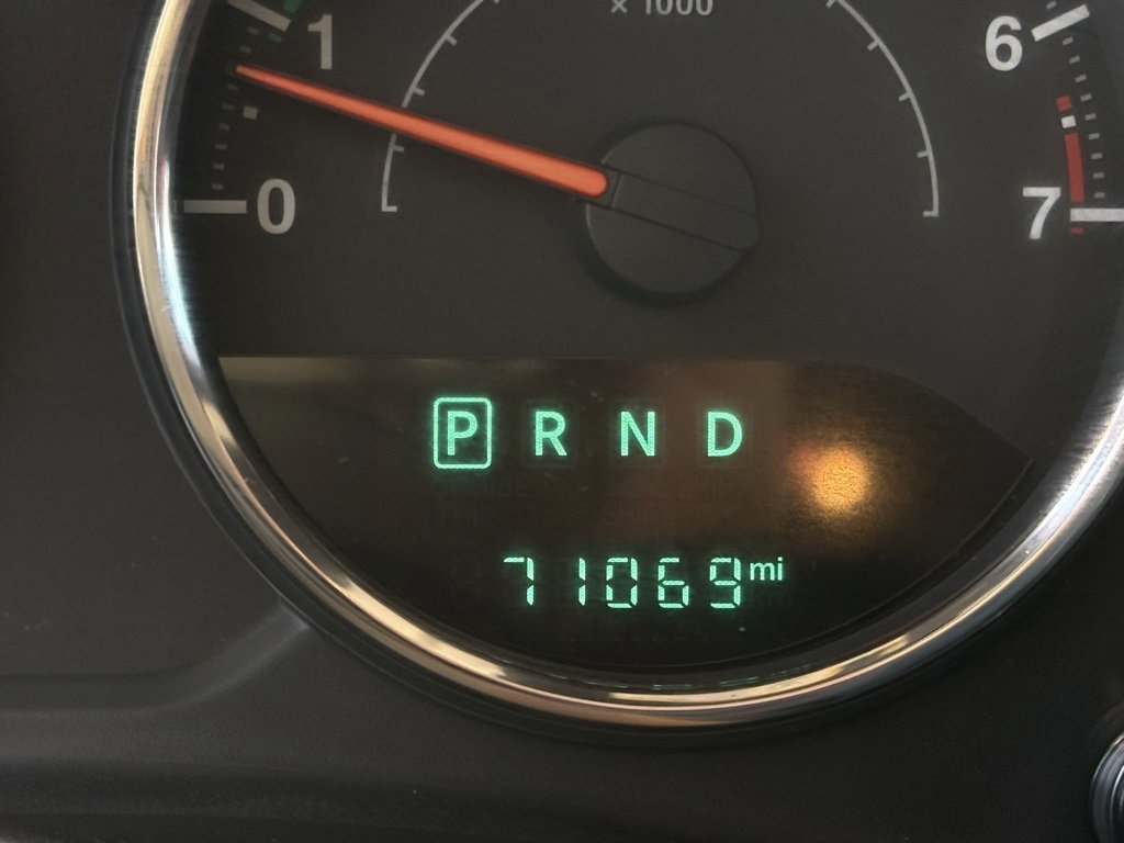 Used 2017 Jeep Wrangler Unlimited Sport w/ Dual Top Group image 9