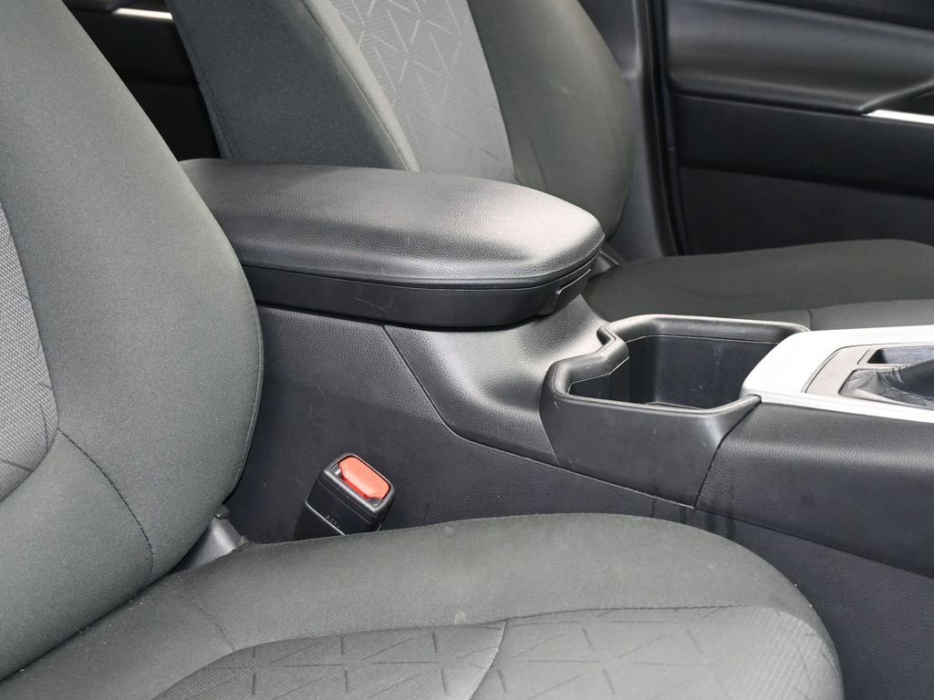 Used 2024 Toyota RAV4 XLE image 44