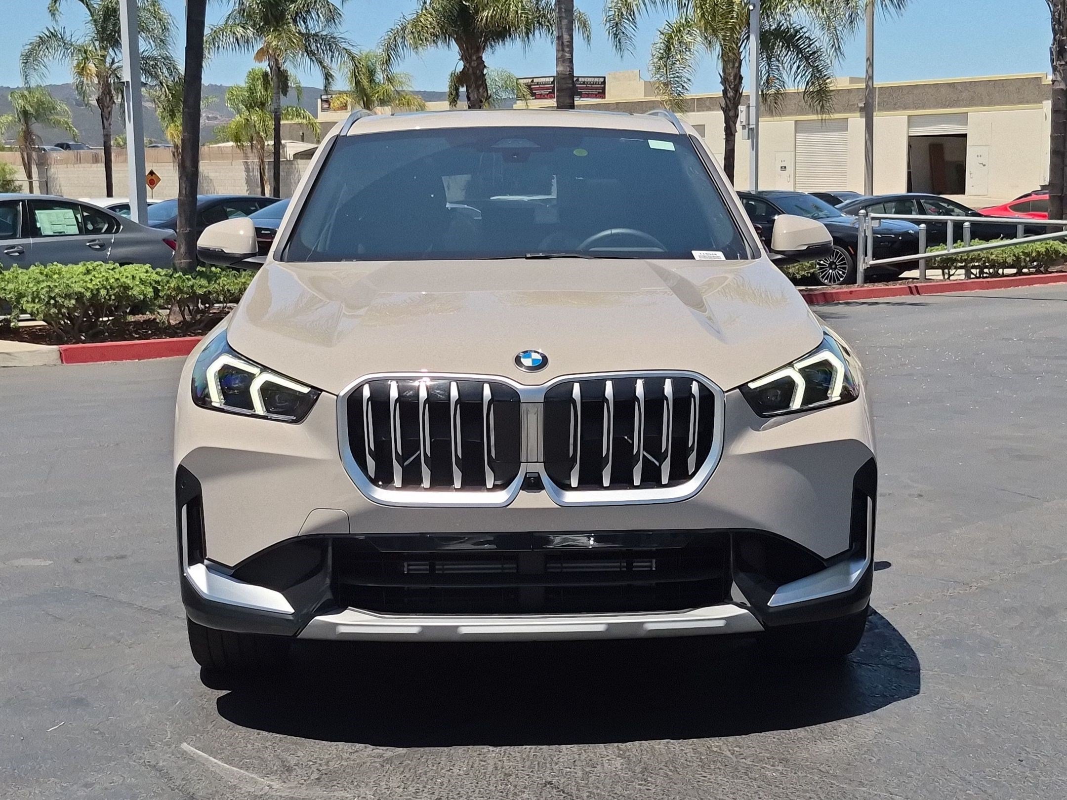 New 2026 BMW X1 xDrive28i w/ Technology Package AWD/4WD image 3