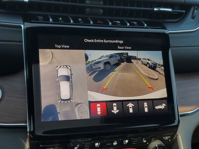 New 2025 Jeep Grand Cherokee L Summit w/ Luxury Tech Group V image 11