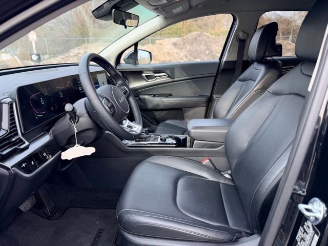 Used 2025 Kia Sportage EX image 7