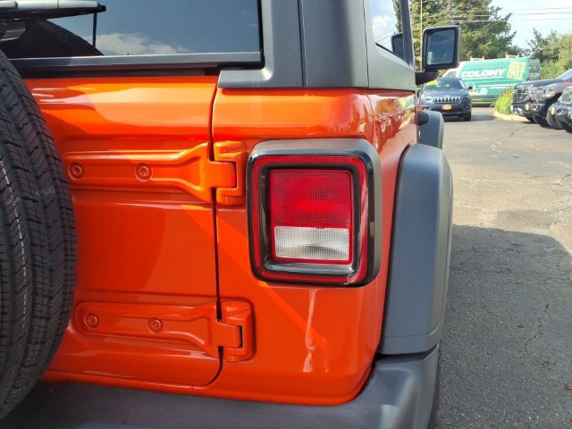 Certified 2023 Jeep Wrangler Sport AWD/4WD image 14