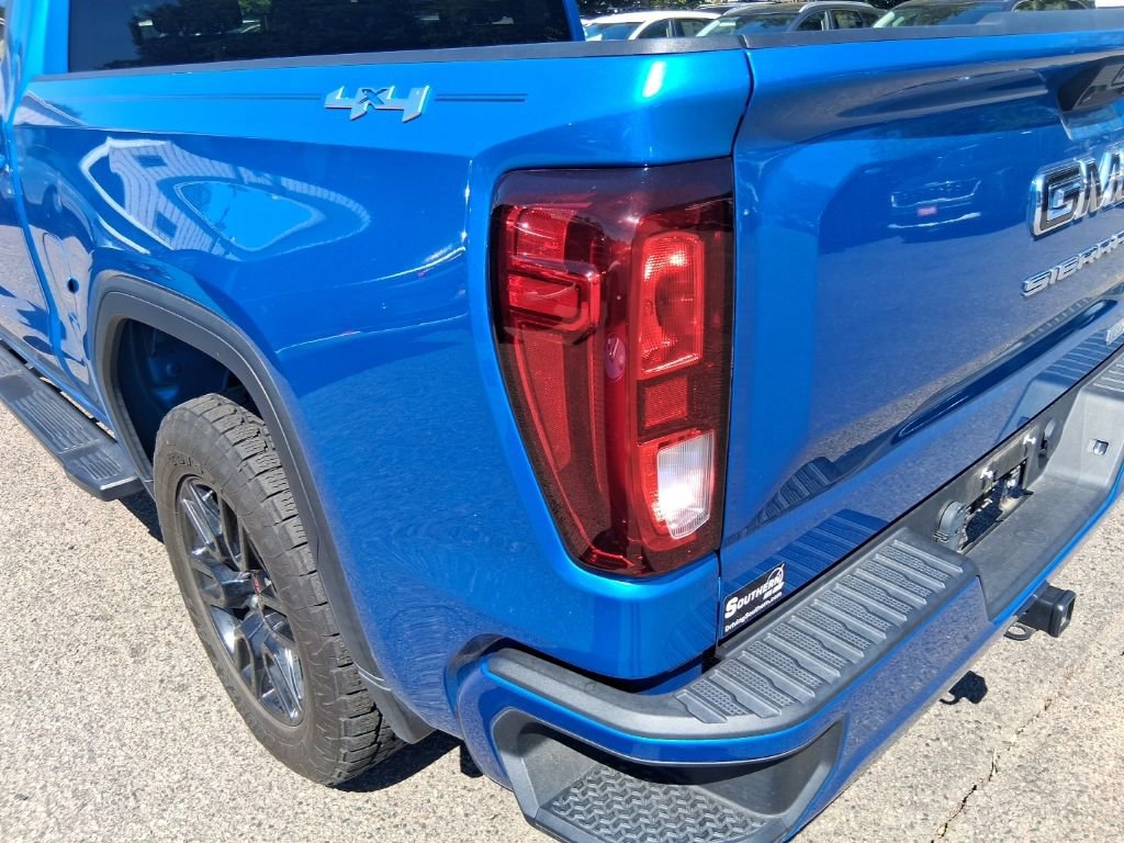 Used 2023 GMC Sierra 1500 Elevation AWD/4WD image 8