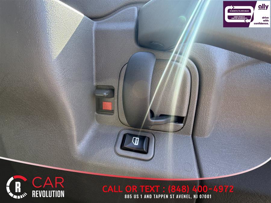 Used 2019 Chevrolet Express 3500 LS RWD image 30