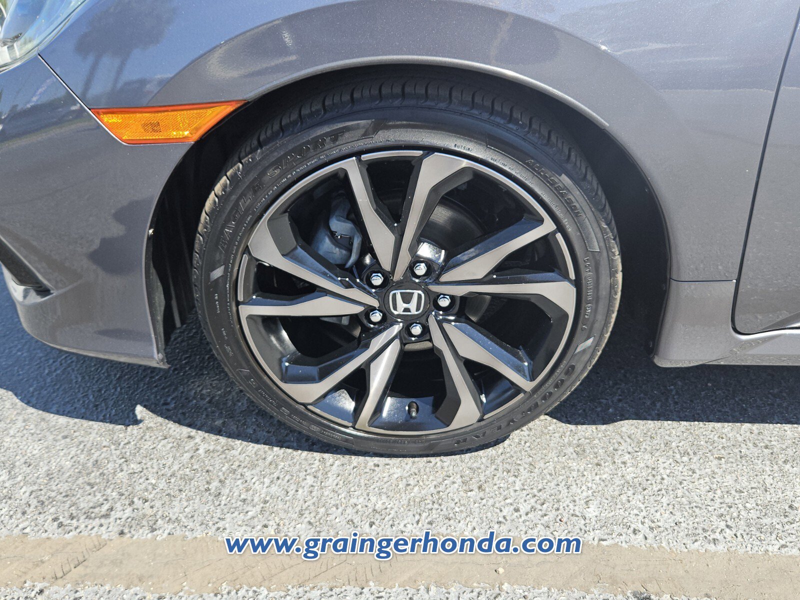 Used 2019 Honda Civic Sport image 9