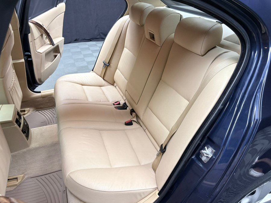 Used 2007 BMW 530xi Sedan AWD/4WD image 37