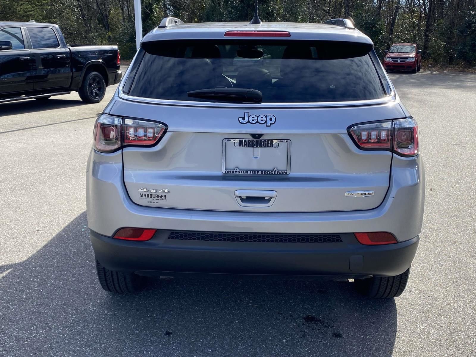 Used 2023 Jeep Compass Latitude w/ Sun and Sound Group image 6