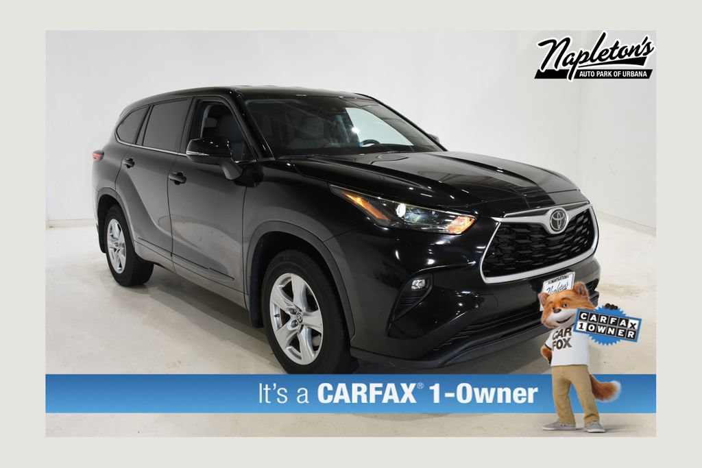 Used 2023 Toyota Highlander LE AWD/4WD image 1