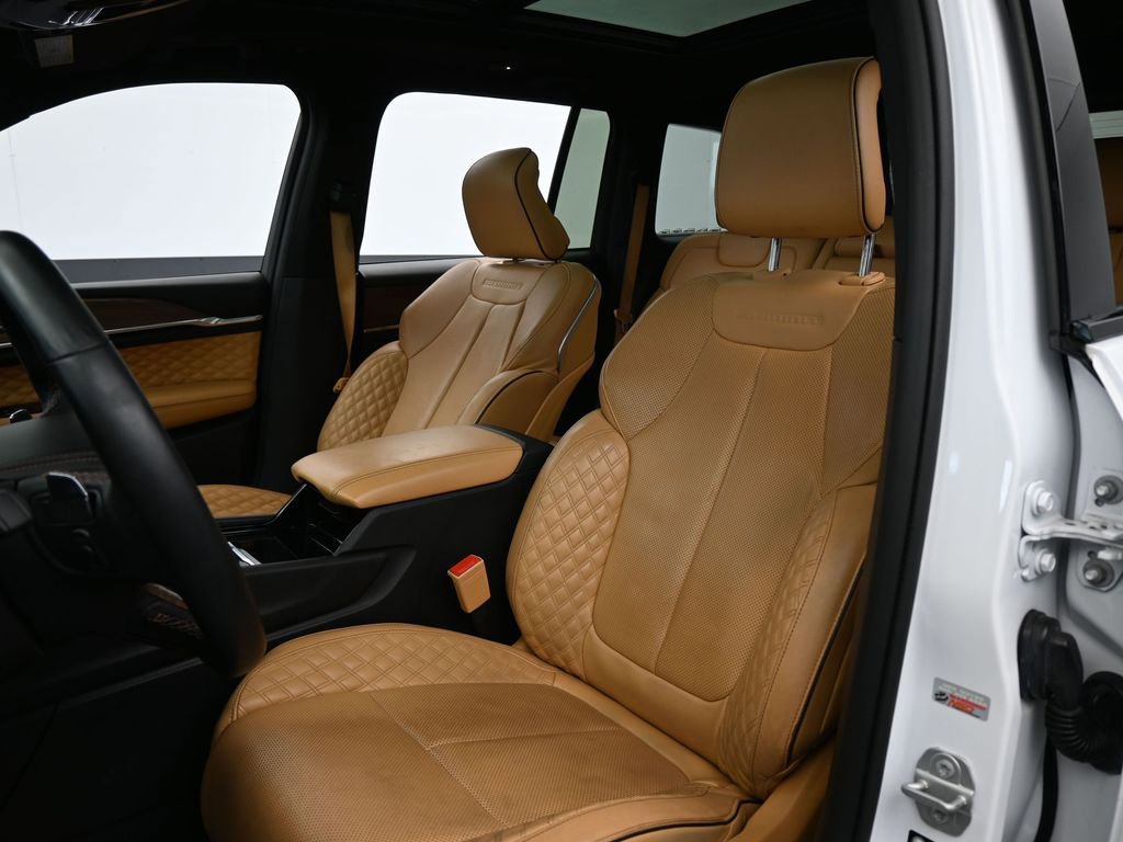 Used 2022 Jeep Grand Cherokee Summit image 10