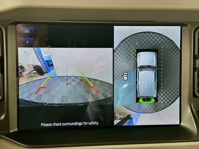 Used 2023 Ford Bronco Wildtrak image 14