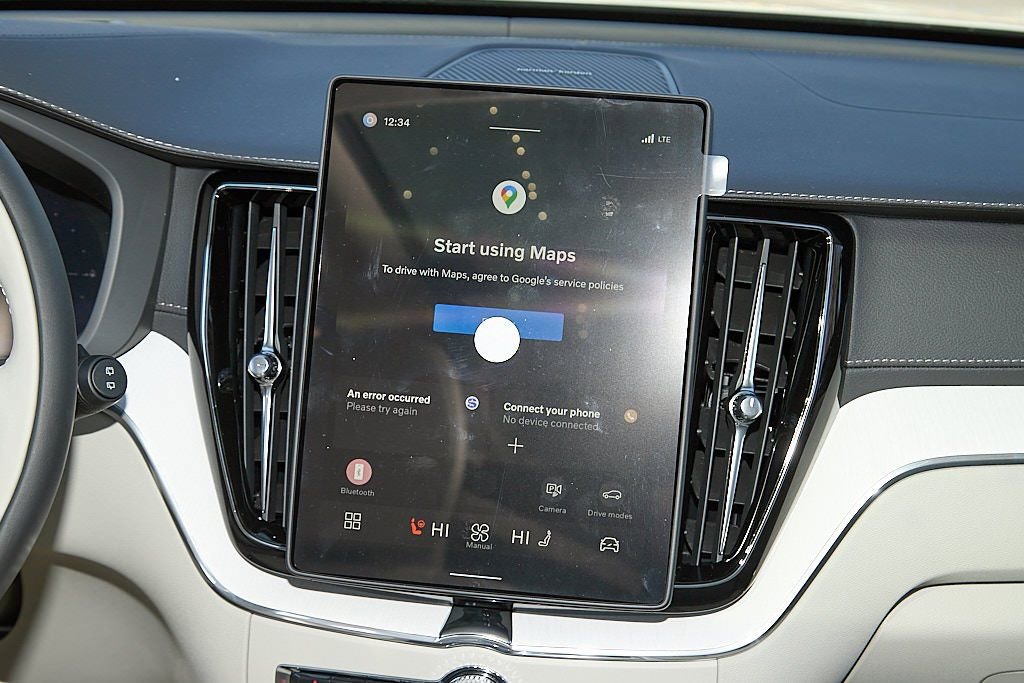 New 2026 Volvo XC60 T8 Ultra w/ Protection Package Premier image 26