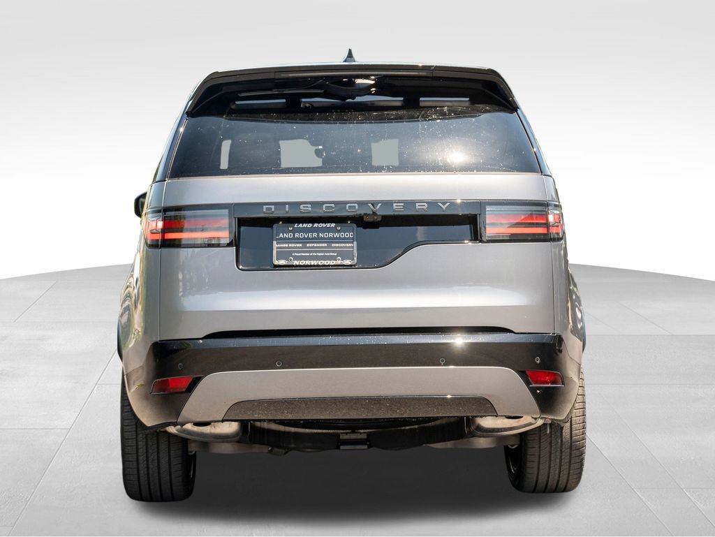 New 2025 Land Rover Discovery Dynamic SE image 5