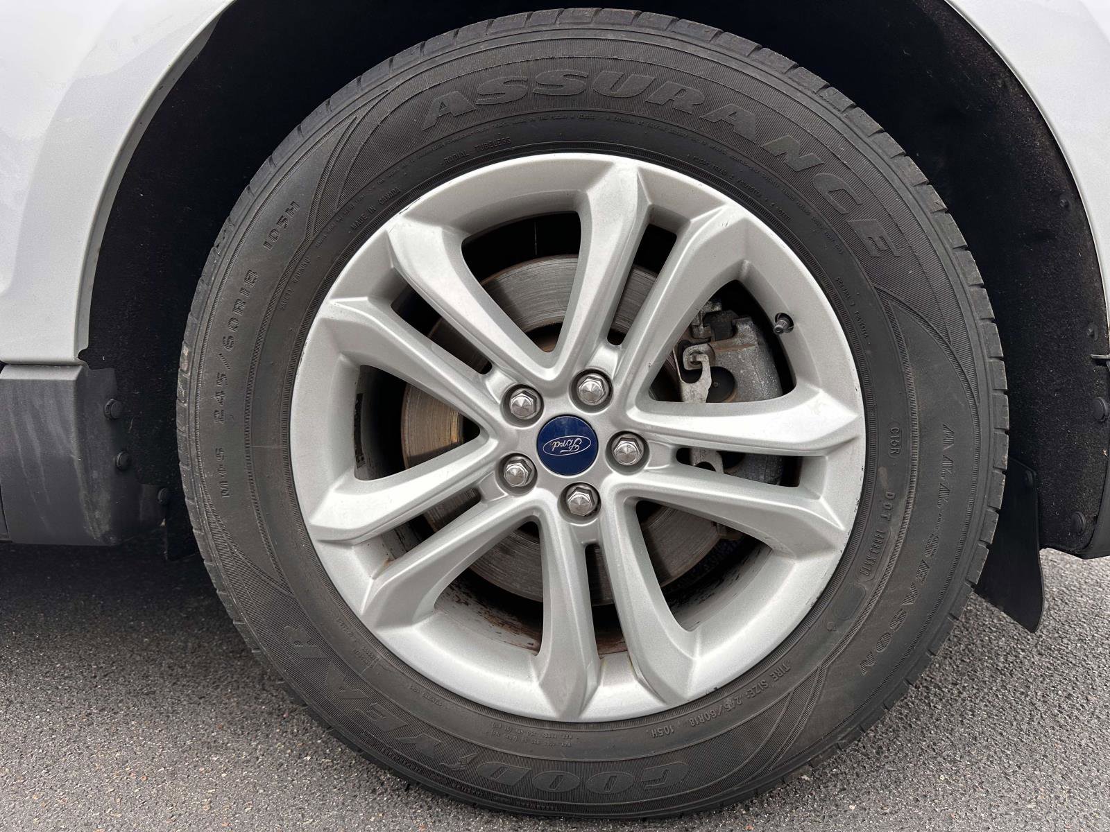 Used 2019 Ford Edge SEL w/ Equipment Group 201A image 7