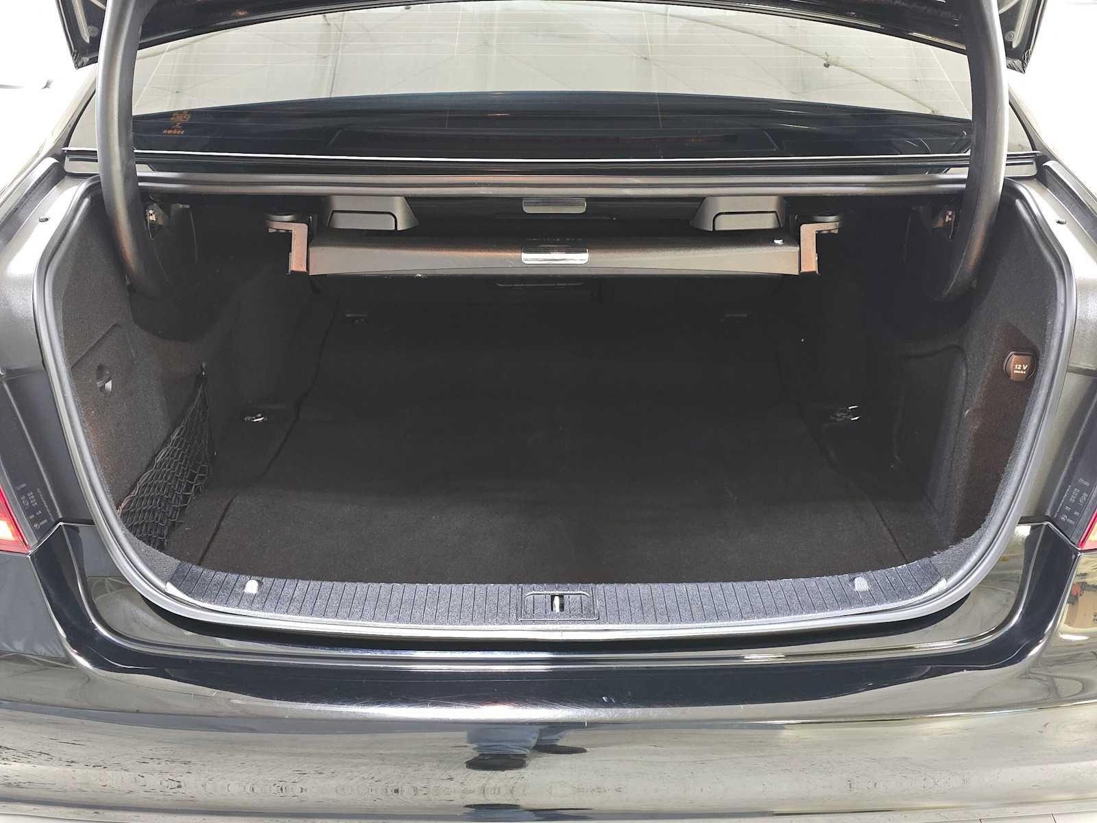 Used 2016 Mercedes-Benz E 350 Sedan image 14