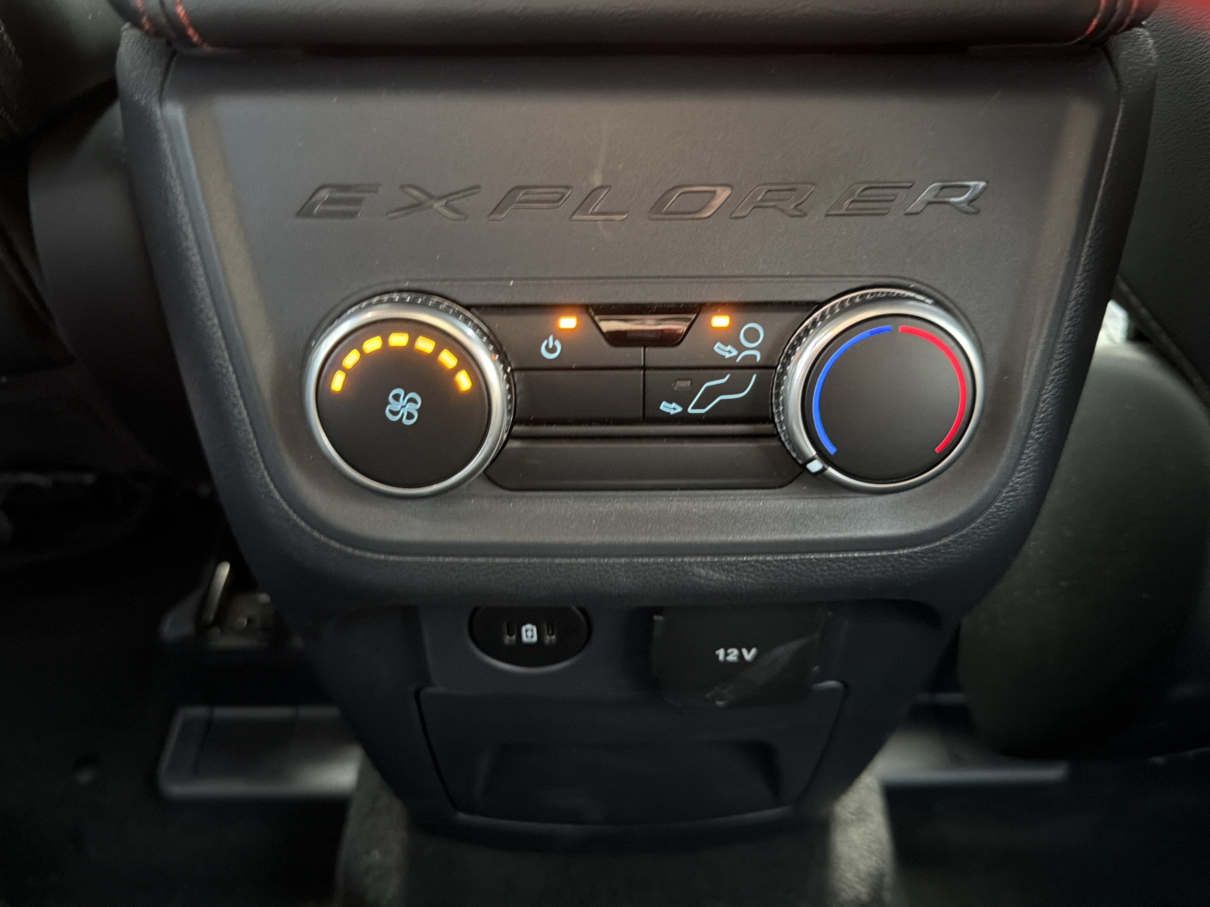 Used 2025 Ford Explorer ST-Line RWD image 42